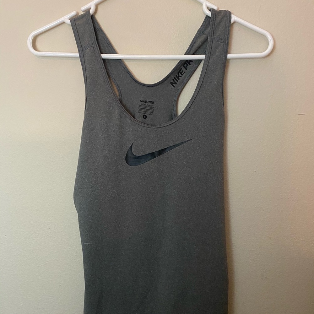 Nike pro tank